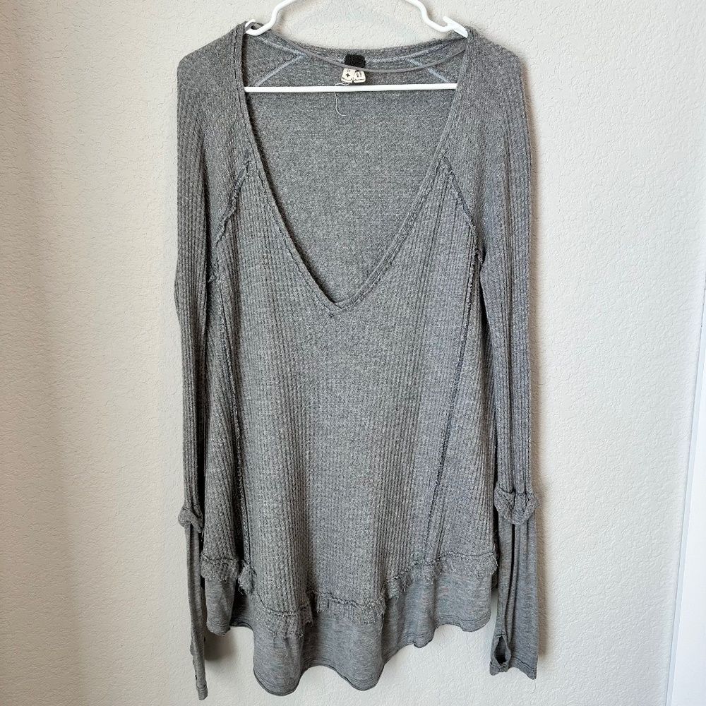 We The Free Grey Oversized V-Neck Thermal Shirt - Size S - EUC